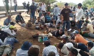 Triệt phá trường gà ‘khủng’ ở Tiền Giang