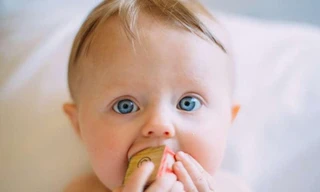 Công bố nghiên cứu 'chấn động' về kỹ năng giao tiếp của trẻ em sinh ra trong đại dịch COVID-19 