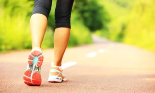 Công dụng bất ngờ của việc đi giật lùi 