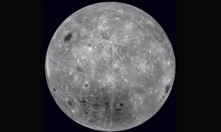 Tên lửa 3 tấn lao vào Mặt trăng là của Trung Quốc? 