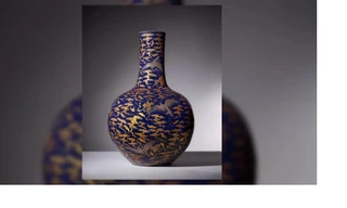 Chiếc bình để góc bếp được bán đấu giá 1,8 triệu USD 