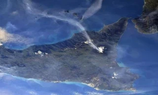Núi lửa Etna đang phun trào qua quan sát của các phi hành gia trên ISS 