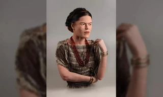 Tái tạo khuôn mặt tuyệt đẹp của người phụ nữ giàu có, nổi tiếng Trung Âu 