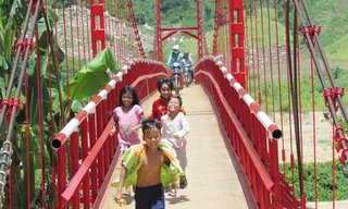 Cầu treo Ba Cẳng mới