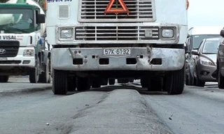 Đường nghìn tỷ tại Sài Gòn vẫn tiếp tục lún