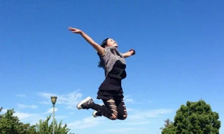 "Quốc bảo điện ảnh Hoa ngữ" khoe biệt thự khủng và bữa ăn 13 món, fans phản ứng 'khác lạ'