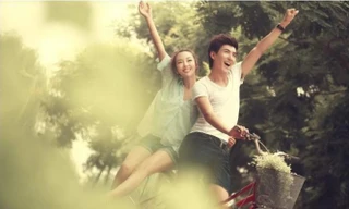 Tình yêu đôi khi chỉ là hành động cực kỳ liều lĩnh hay ngu ngốc đến kỳ lạ