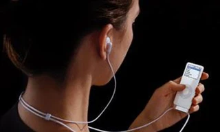 Nhạc bật quá to có thể gây điếc?