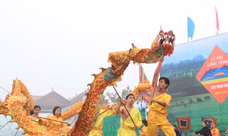 Ngày xuân vui hội Lồng Tồng