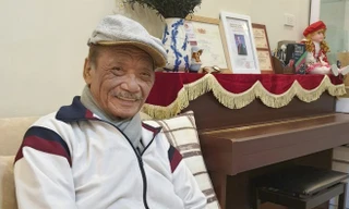 Nghệ sĩ Trần Hiếu lạc quan chữa bệnh ở tuổi 85