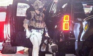 Dàn xe đặc chủng của mật vụ Mỹ tháp tùng Phó Tổng thống Kamala Harris tại Hà Nội