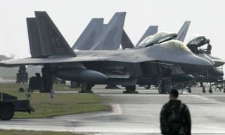 Mỹ chuyển quân khỏi Okinawa, Nga-Trung lo