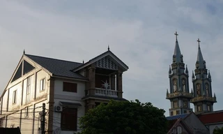 Biệt thự, xe sang ở xã tỷ phú Đô Thành Nghệ An