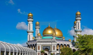 Nhà thờ Hồi giáo dát 5 tấn vàng ở Brunei