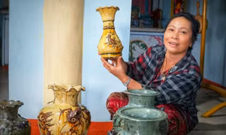 Lò gốm đổi sắc cuối cùng ở làng nghề 250 năm