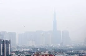 Không khí ô nhiễm, mù bao trùm TP.HCM nhiều ngày