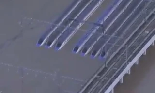 Xót xa những đoàn tàu Shinkansen ngập trong nước sau bão Hagibis