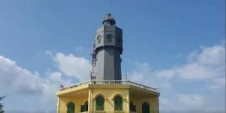 'Mắt thần’ chiếu xa hàng chục hải lý trên đảo Bạch Long Vĩ