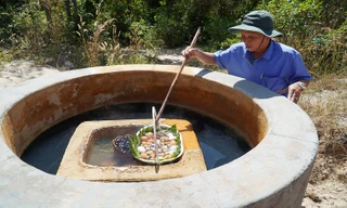 Giếng nước nóng 85 độ C trong rừng Tà Cú