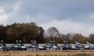 Dàn tiêm kích, oanh tạc cơ Nga 'dội bom' bán đảo Crimea