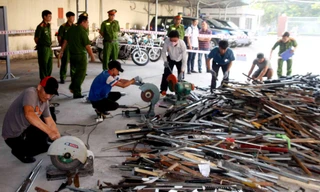 Hơn 3.000 vũ khí các loại bị tiêu hủy