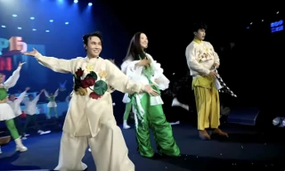 Làn Sóng Xanh 2024: Khán giả vừa "quẩy" vừa "ôn bài" qua Wrapped Miền Tây