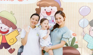 Lan Phương xúc động khi cùng con gái đến thăm làng trẻ SOS