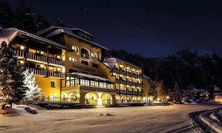 Khách sạn Seehotel Jaegerwirt hơn 100 tuổi tại Áo. Ảnh: CEN.