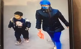 Hình ảnh cháu bé qua camera.