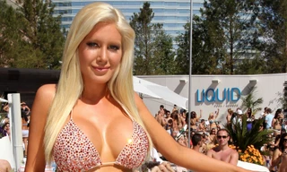 'Bom sex' nghiện thẩm mỹ Heidi Montag lại ra album