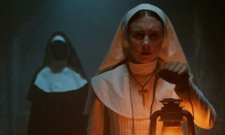 Bộ phim về ác quỷ ma sơ bị chê bai vẫn hốt bạc