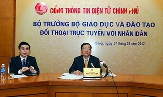 Bộ trưởng Giáo dục trả lời nhiều câu hỏi 'nóng'