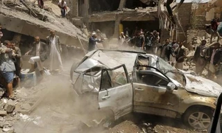 Cảnh đổ nát ở Yemen do giao tranh khốc liệt giữa phiến quân Houthi và lực lượng chính phủ.