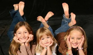 Đau xót 3 bé gái thiên thần nhầm 'tử thần' là cha