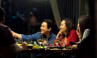 “Tiệc Trăng Máu” thu 45 tỷ đồng, thiết lập lại thói quen ra rạp xem phim của khán giả Việt