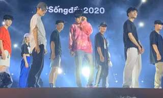 Fan phấn khích với phần Rap intro mới của JACK trong buổi duyệt chương trình ở Đà Nẵng