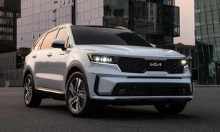 Đại lý Kia tại Mỹ phải đền bù 1 triệu USD vì bán xe kênh giá