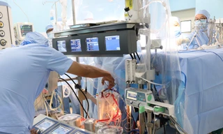 Bệnh viện quận đầu tiên phẫu thuật tim thành công