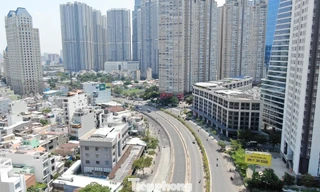 Tận thấy tuyến đường gánh cả 'rừng' chung cư ở TPHCM bị thanh tra quy hoạch