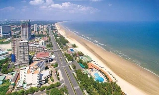 Nợ vay của doanh nghiệp bất động sản tăng mạnh do đói vốn