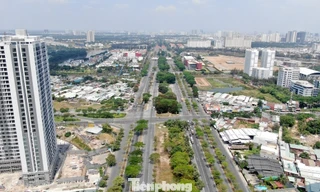 Doanh nghiệp bất động sản phát hành trái phiếu lãi suất cao