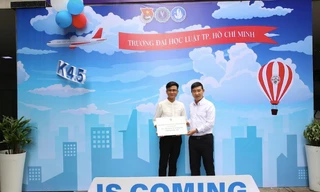 Bùi Công Dân của “Cặp lá yêu thương” được trường ĐH Luật TP. HCM tặng 100% học phí