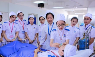 Học phí khối ngành Y - Dược bao nhiêu là hợp lý?