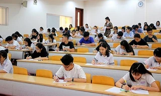 Trường đại học đồng loạt dừng tổ chức kỳ thi riêng
