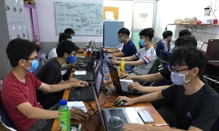 Hàng loạt trường tiếp tục cho sinh viên học online