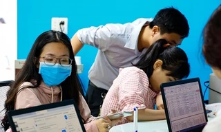 Phổ điểm thi tốt nghiệp tăng, điểm chuẩn vào các trường đại học ra sao?