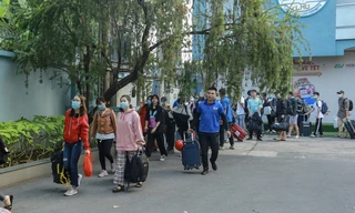 Bắt đầu đưa sinh viên về quê ăn Tết