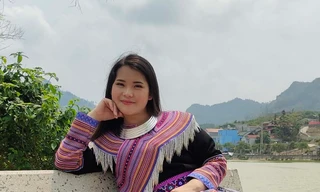 Cô gái người Mông vượt qua định kiến giới đưa thổ cẩm vươn xa