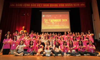 Teen THPT chuyên ĐH Sư Phạm mở tọa đàm kết hợp triển lãm lan tỏa tình yêu dân tộc