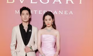 Dương Dương và Lưu Diệc Phi nhạt nhòa giữa dàn Đại sứ tại sự kiện BVLGARI